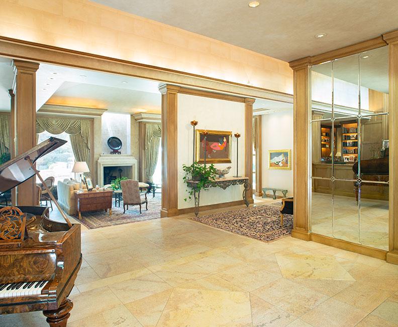 威洛比 luxury properties