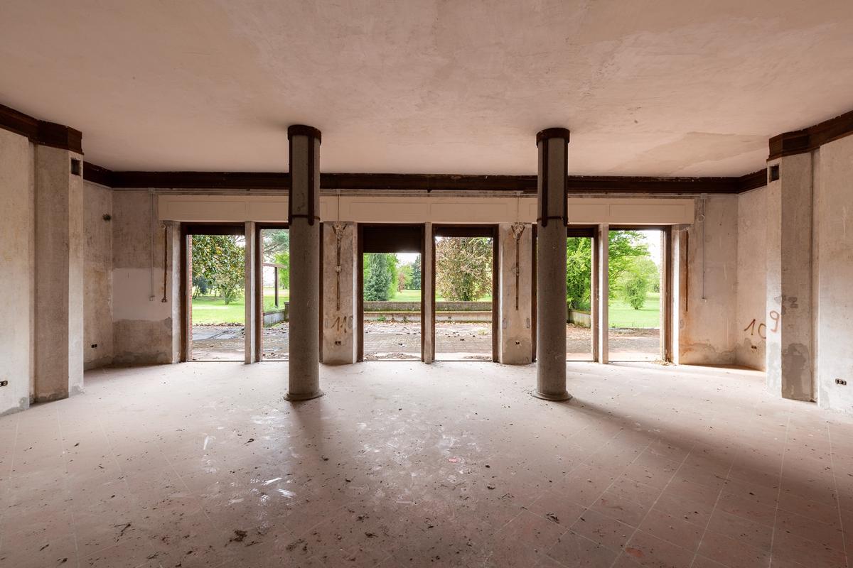 Luxury homes 托斯卡纳的美丽历史别墅，带公园出售