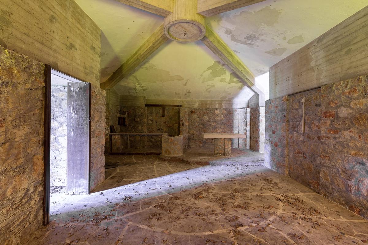 托斯卡纳的美丽历史别墅，带公园出售 mansions