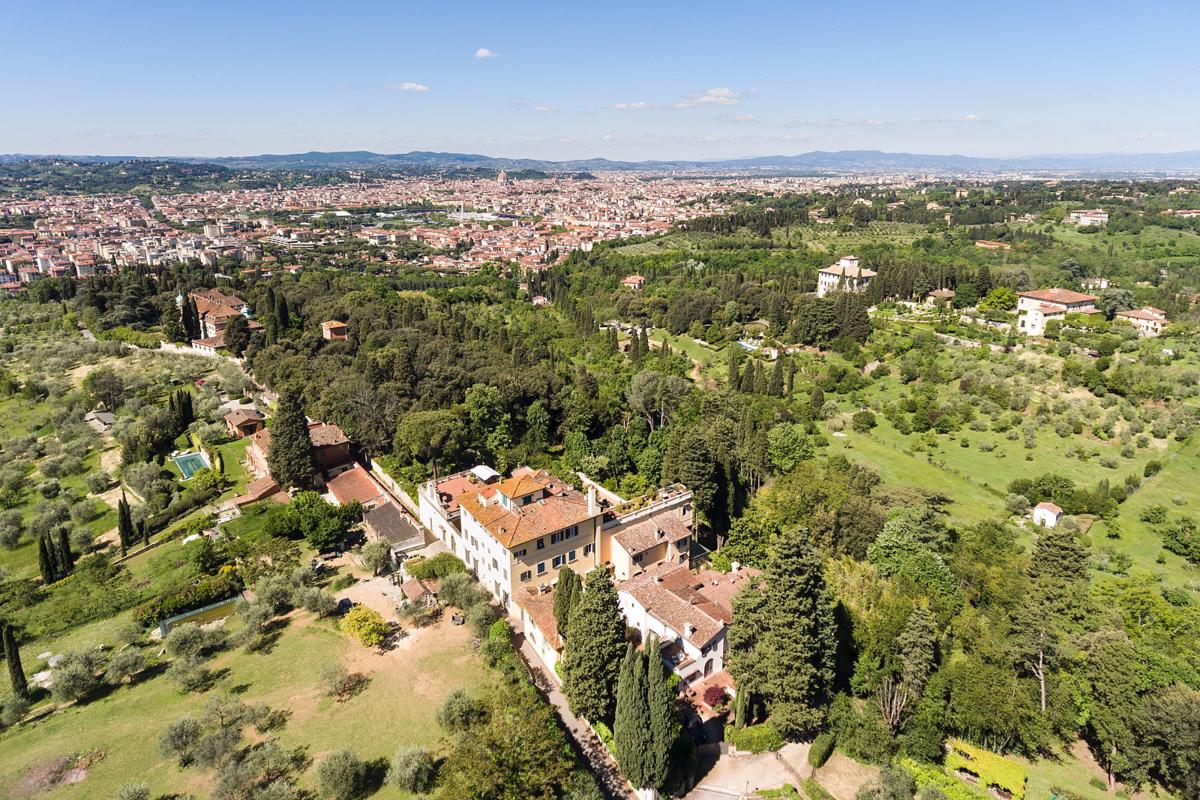 Luxury real estate 精美豪华的公寓 