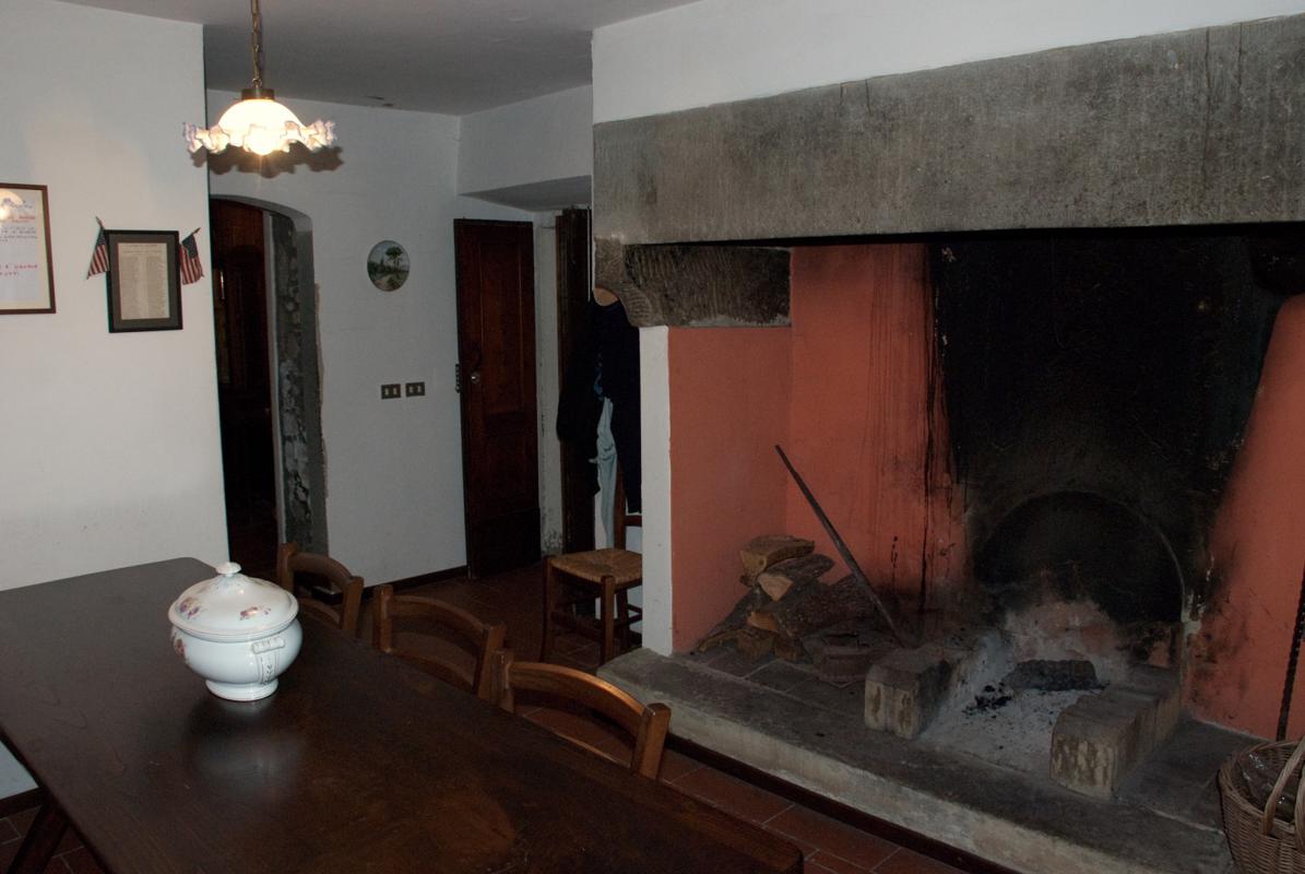 Luxury properties 位于菲索莱山上全景的农舍