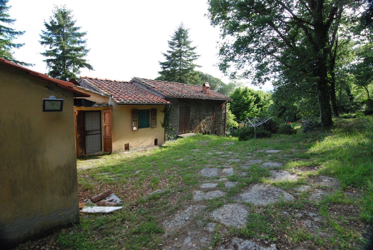 Luxury homes in 位于菲索莱山上全景的农舍