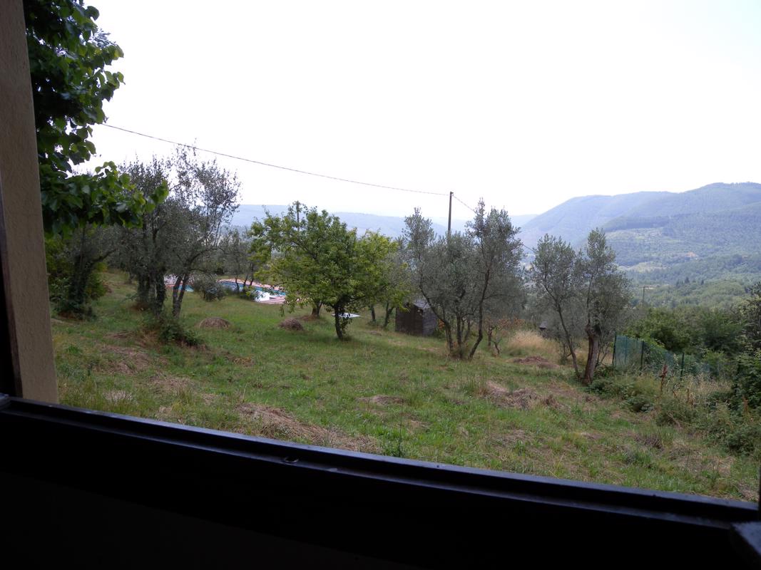 Luxury real estate 位于菲索莱山上全景的农舍