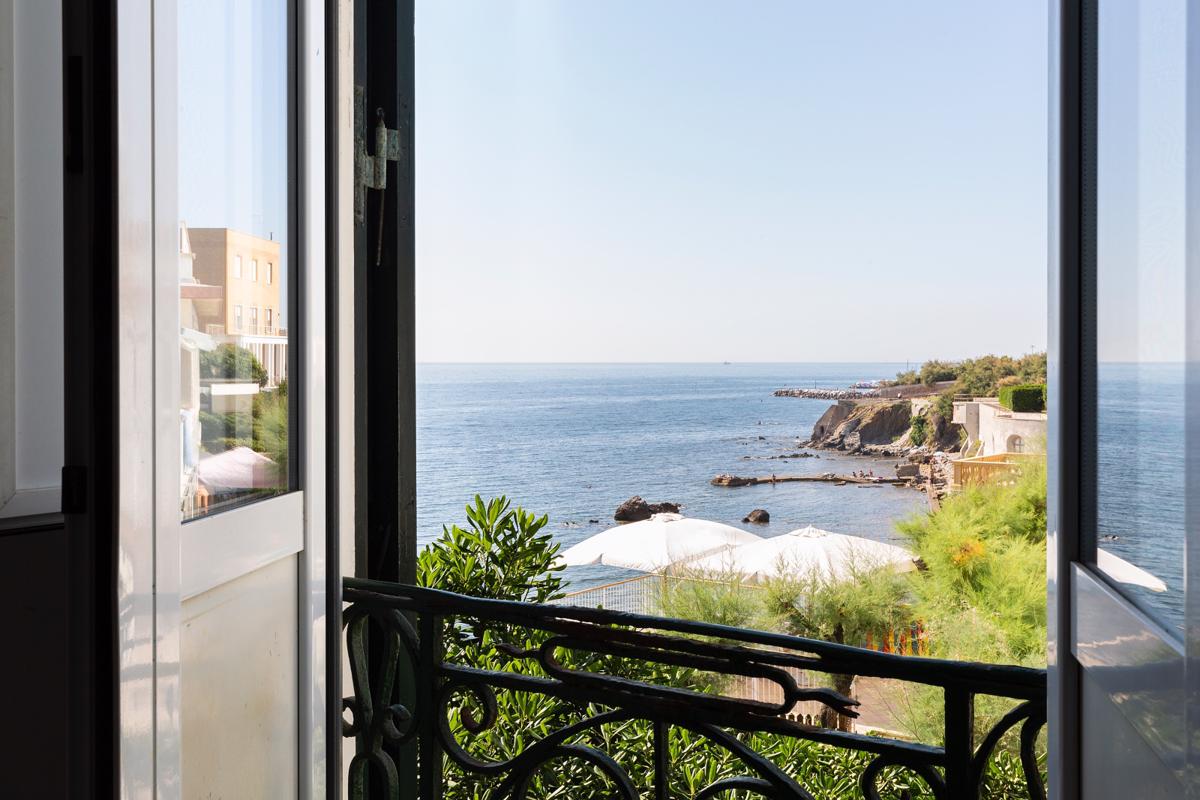 Mansions in 利沃诺 — 托斯卡纳海边的美丽别墅