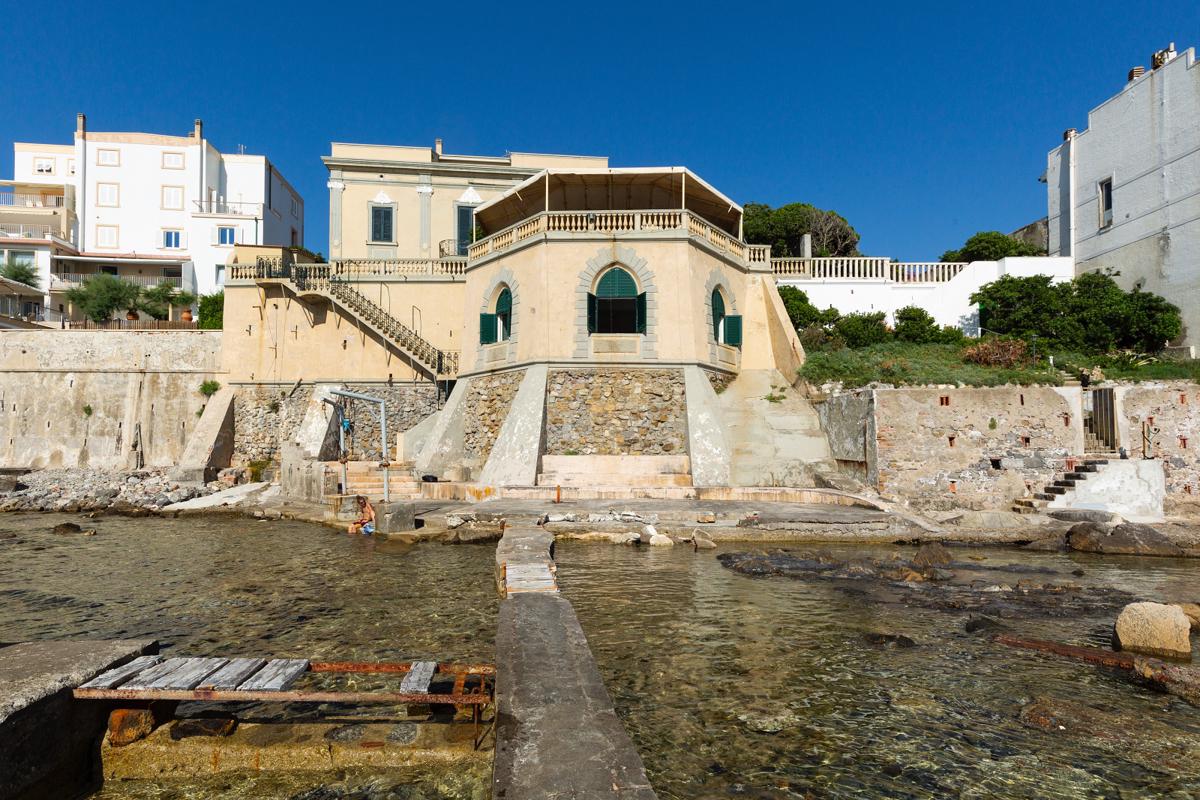 Luxury properties 利沃诺 — 托斯卡纳海边的美丽别墅