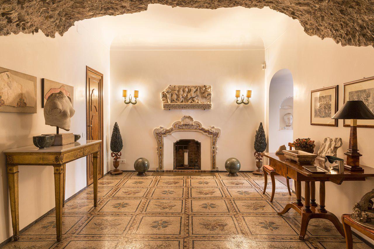 HISTORIC VILLA IN APPIA ANTICA IN ROME LAZIO Italy Luxury Homes