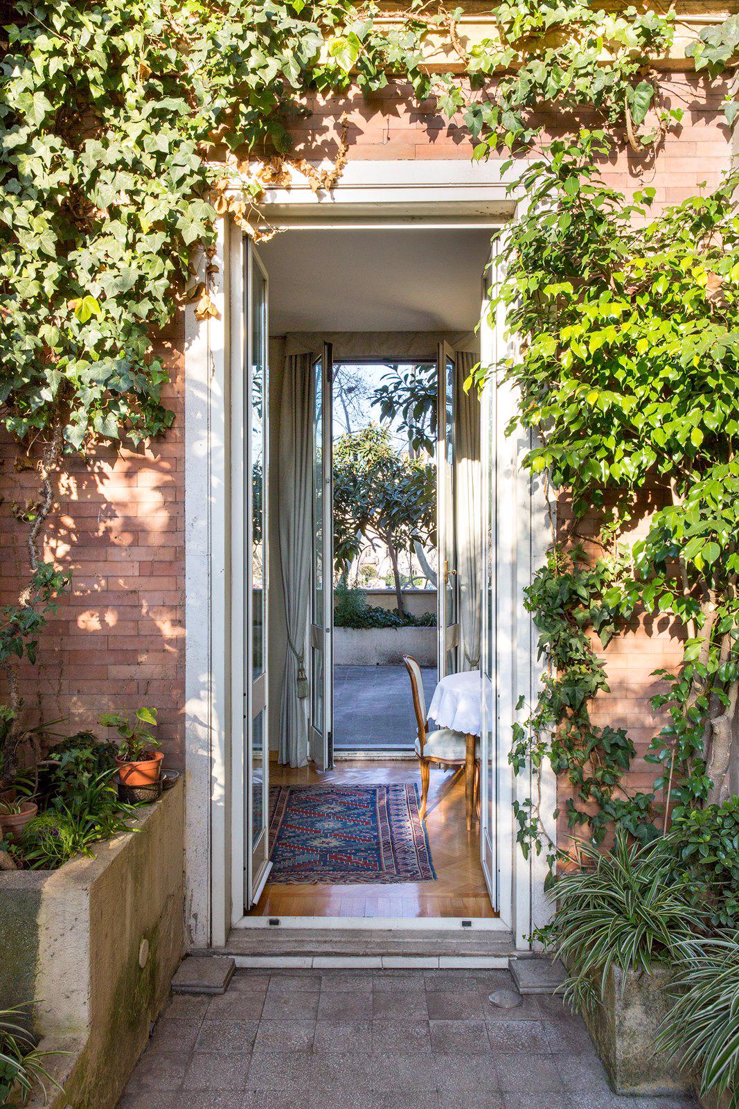 PRESTIGIOUS APARTMENT IN TRASTEVERE ROME Italy Luxury Homes