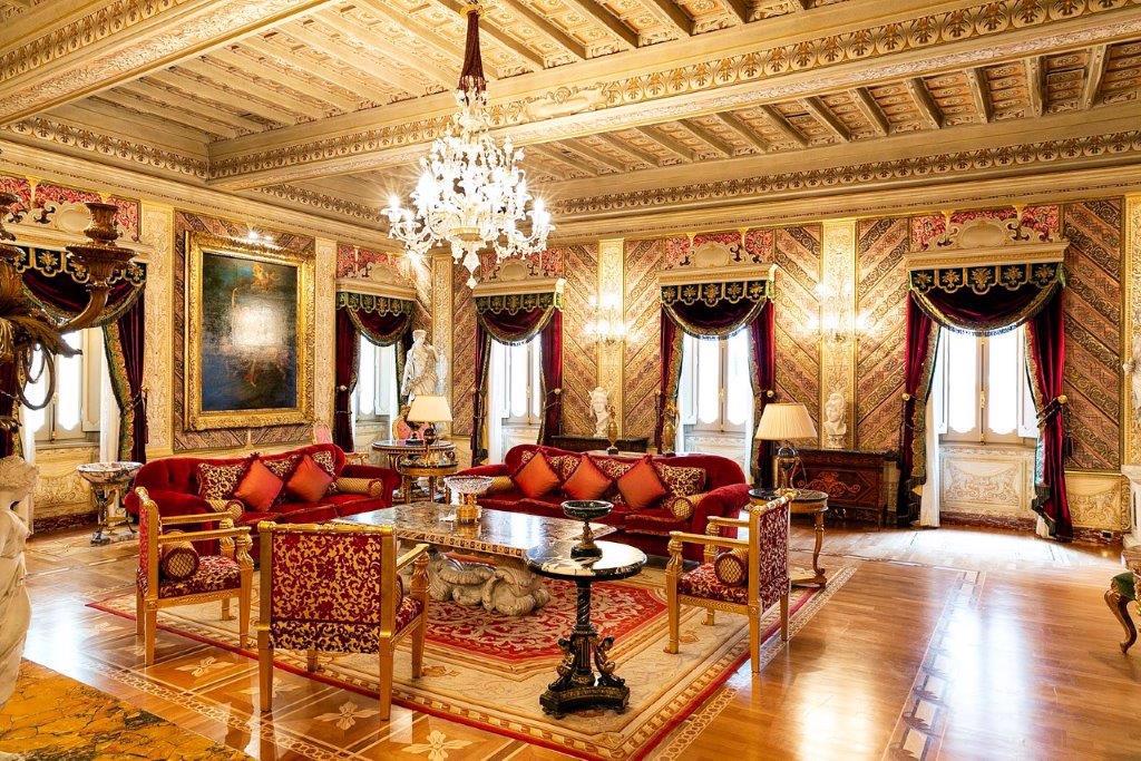 PRESTIGIOUS PENTHOUSE CLOSE PIAZZA NAVONAROME Italy Luxury Homes Mansions For Sale Luxury