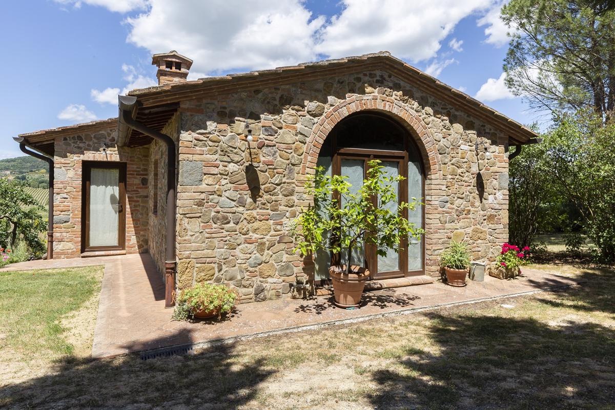 BEAUTIFUL FARMHOUSE WITH WONDERFUL VIEWS Italy Luxury Homes