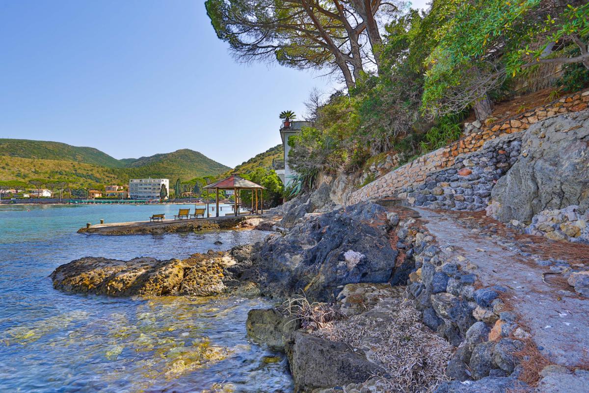 PRESTIGIOUS VILLA WITH A PRIVATE BEACH IN MONTE ARGENTARIO Italy