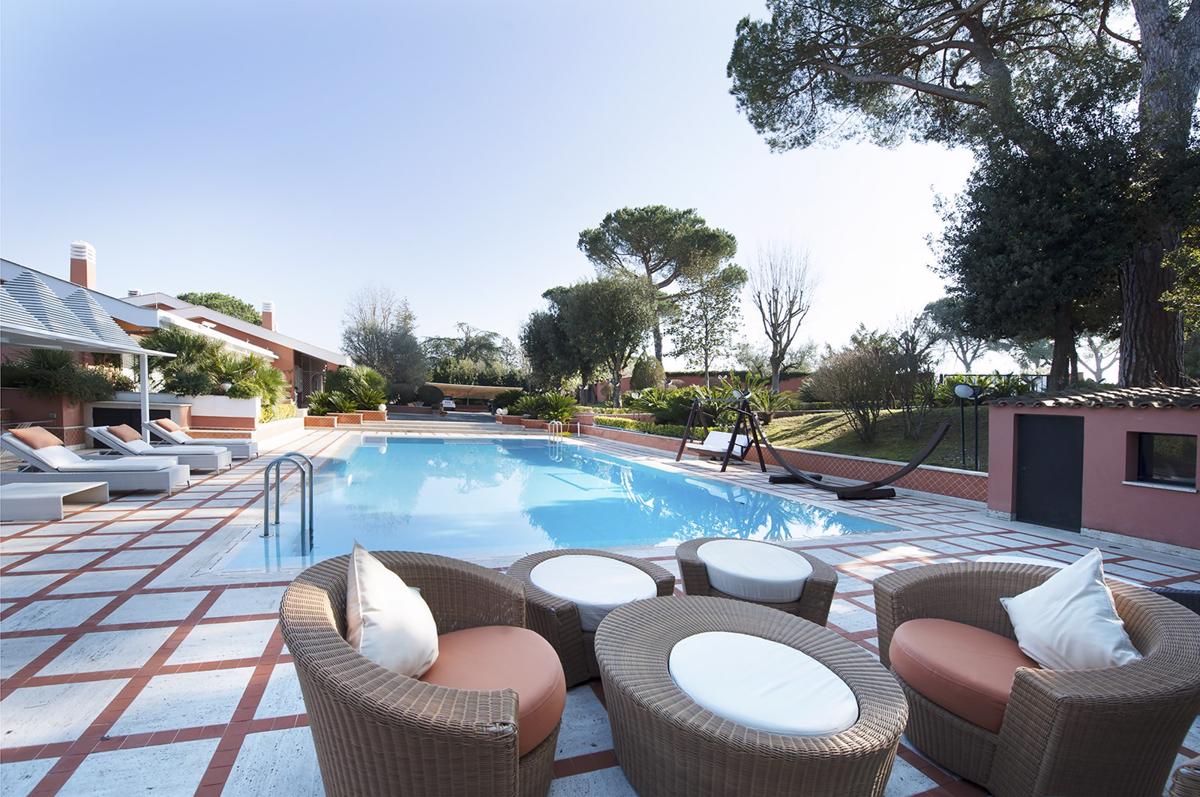 PRESTIGIOUS VILLA WITH PARK IN ROME LAZIO Italy Luxury Homes