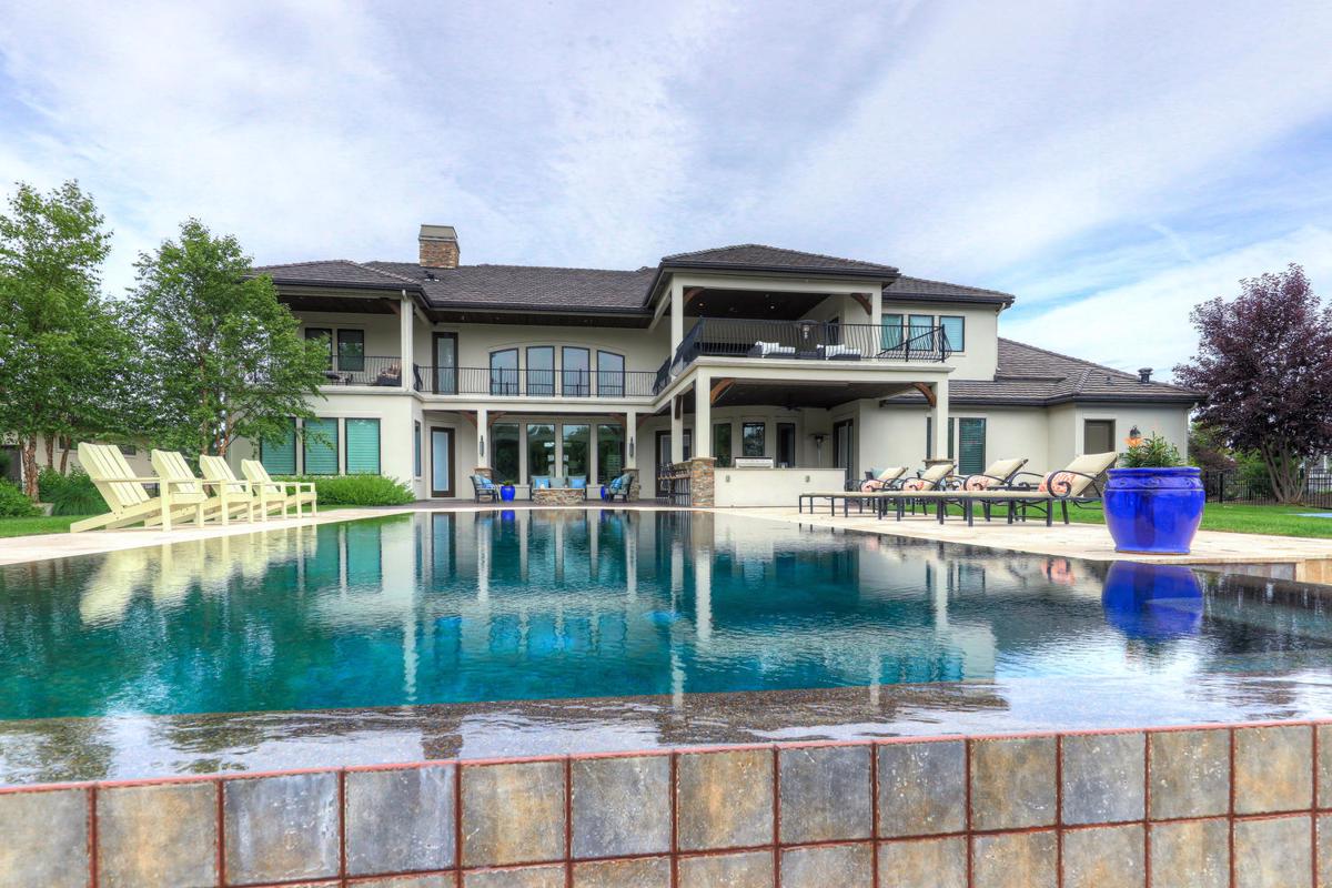 GLORIOUS WATERFRONT AND OUTDOOR LIVING Idaho Luxury Homes Mansions