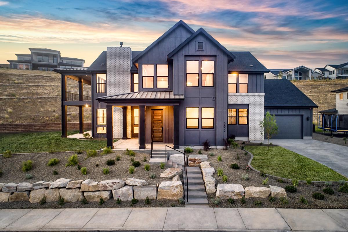 CUSTOM HARRIS NORTH ESTATE