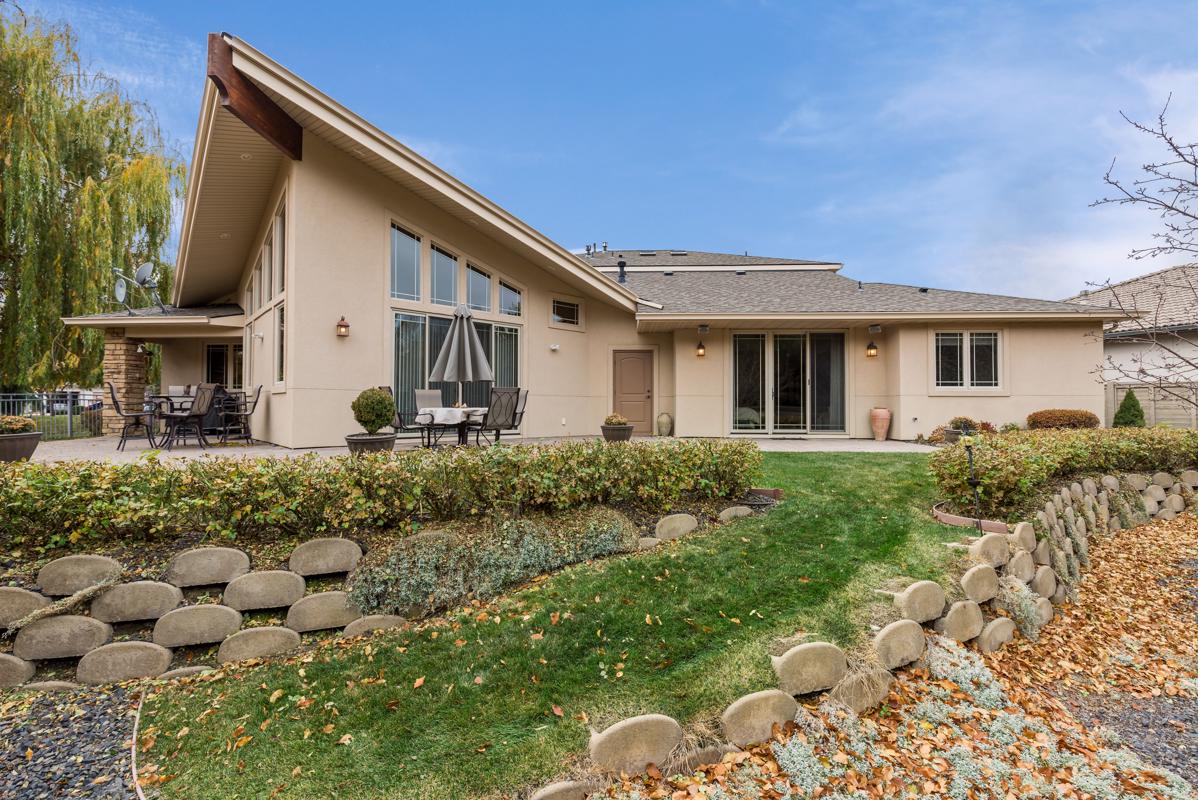 IMPECCABBLE GREENBELT PROPERTY Idaho Luxury Homes Mansions For Sale