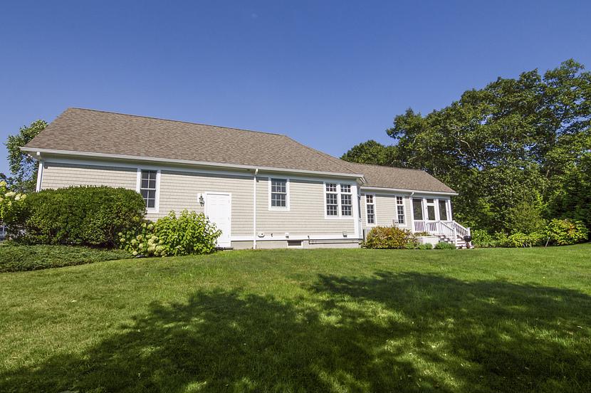 Winnapaug Cottages Rhode Island Luxury Homes Mansions For Sale