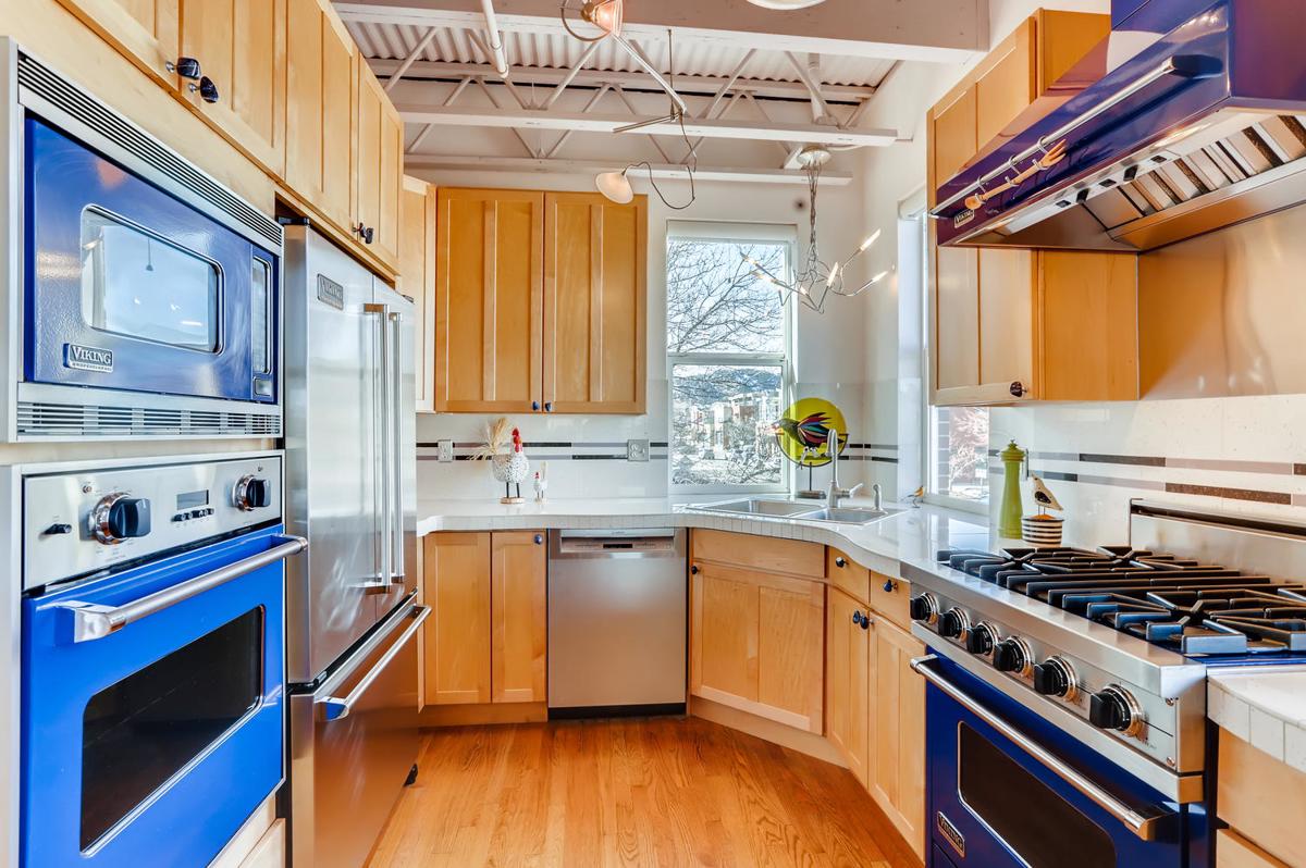 Luxury homes in 现代生活在市中心