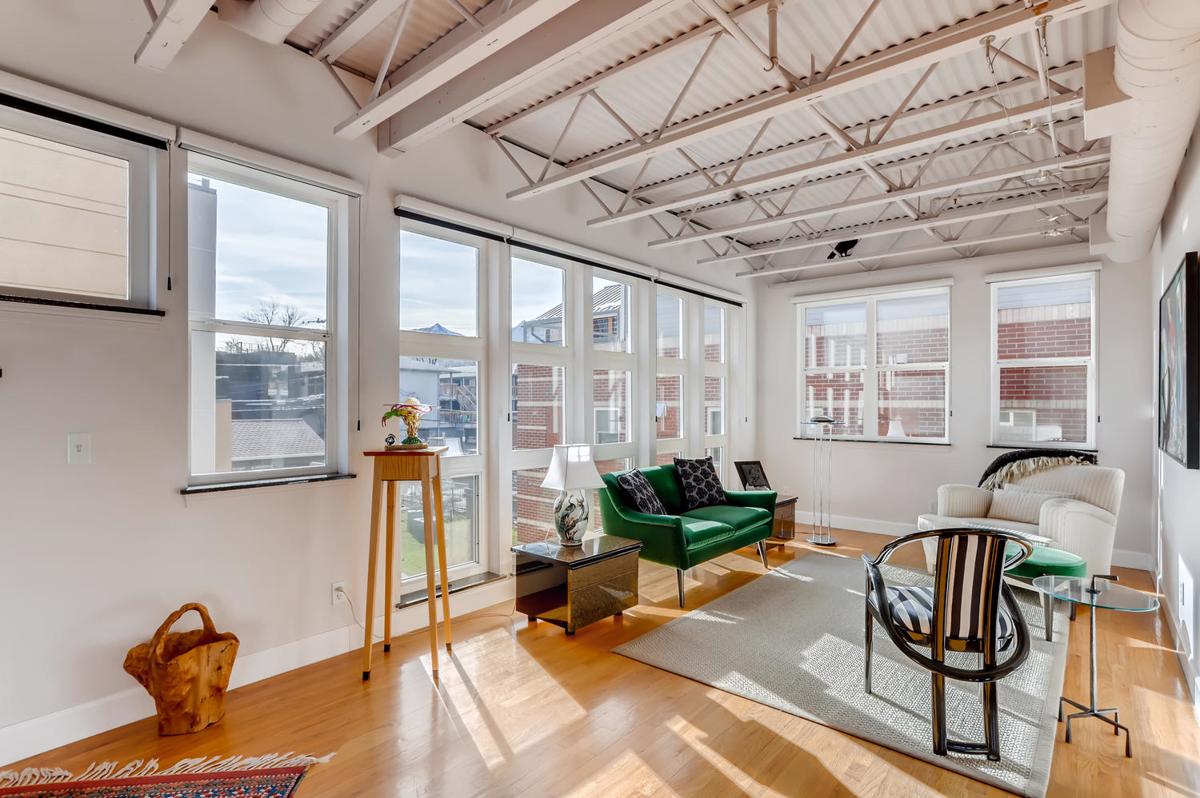 现代生活在市中心 luxury homes