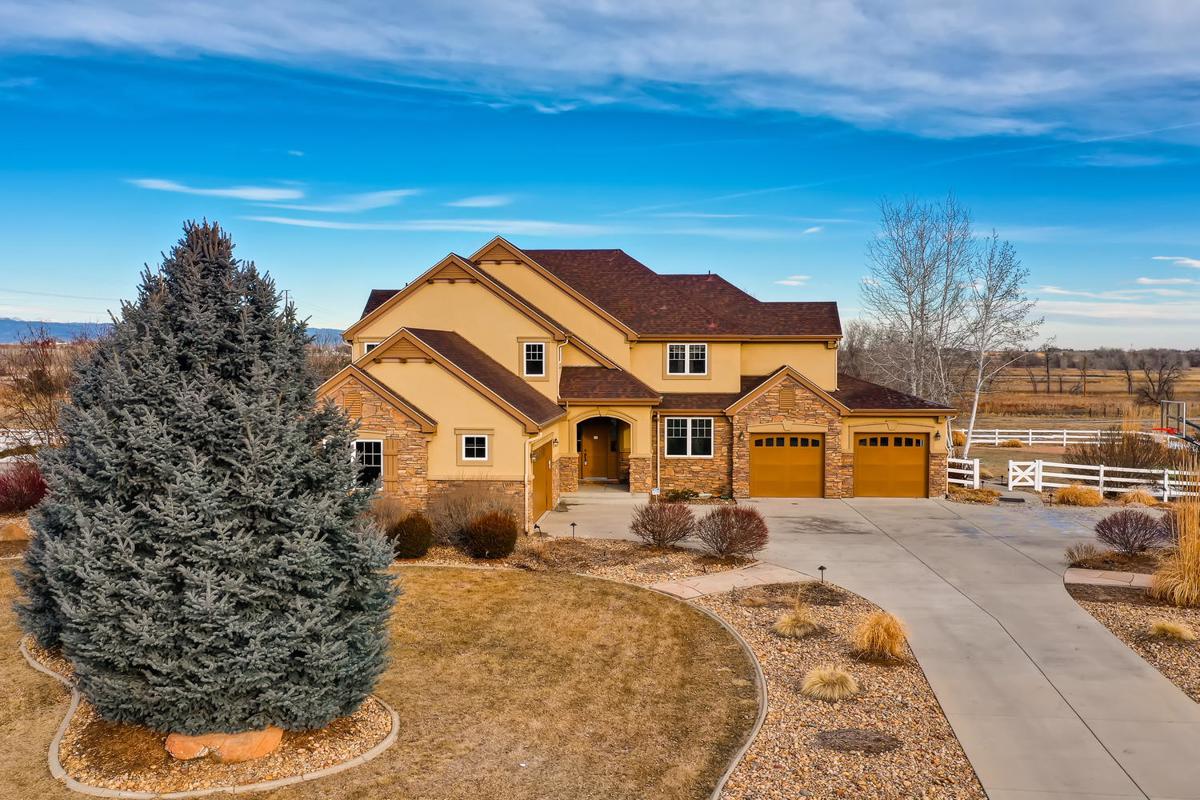 EXCEPTIONAL CUSTOM HOME IN ERIE Colorado Luxury Homes Mansions For