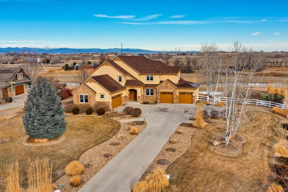 EXCEPTIONAL CUSTOM HOME IN ERIE Colorado Luxury Homes Mansions For