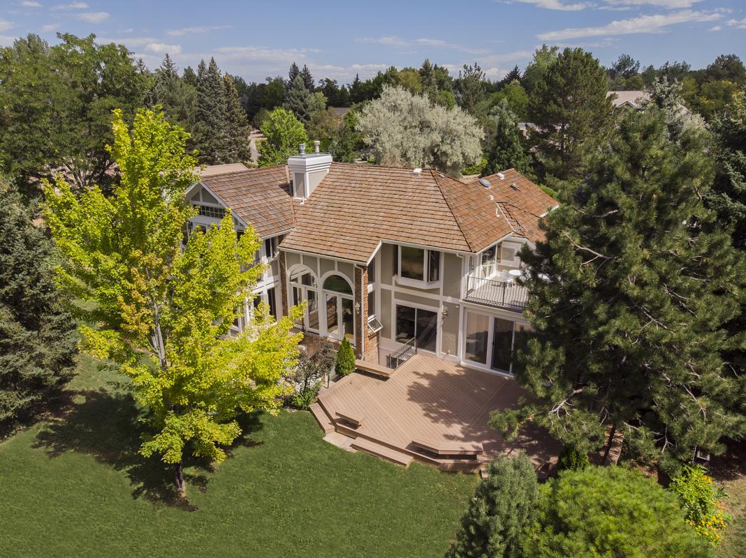 MAIN LEVEL LIVING WITH GOLF AND MOUNTAIN VIEWS Colorado Luxury Homes