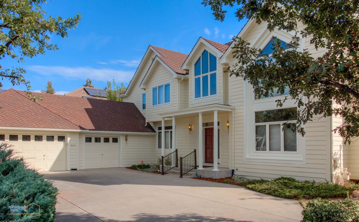 HIGHLY DESIRABLE COUNTRY MEADOWS PROPERTY