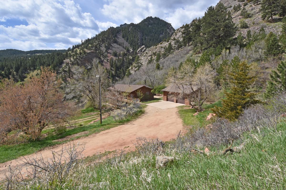 A SPECTACULAR SITE OVERLOOKING ELDORADO SPRINGS Colorado Luxury Homes