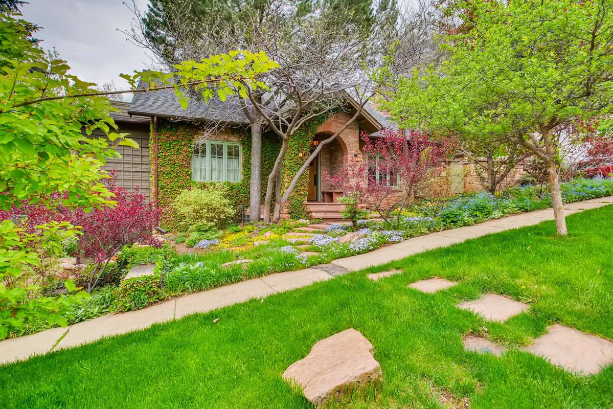 A SPECIAL BOULDER PROPERTY