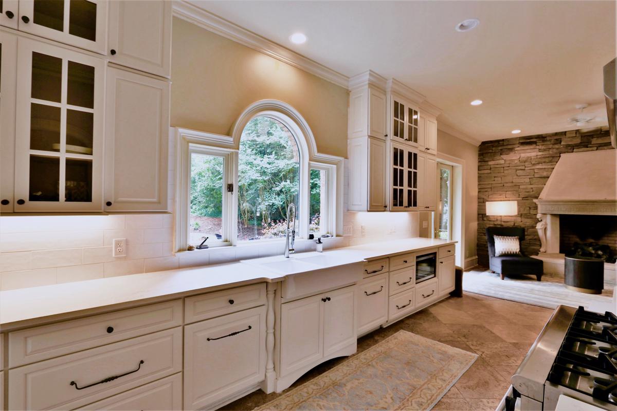 Luxury homes in 英俊独特的定制住宅