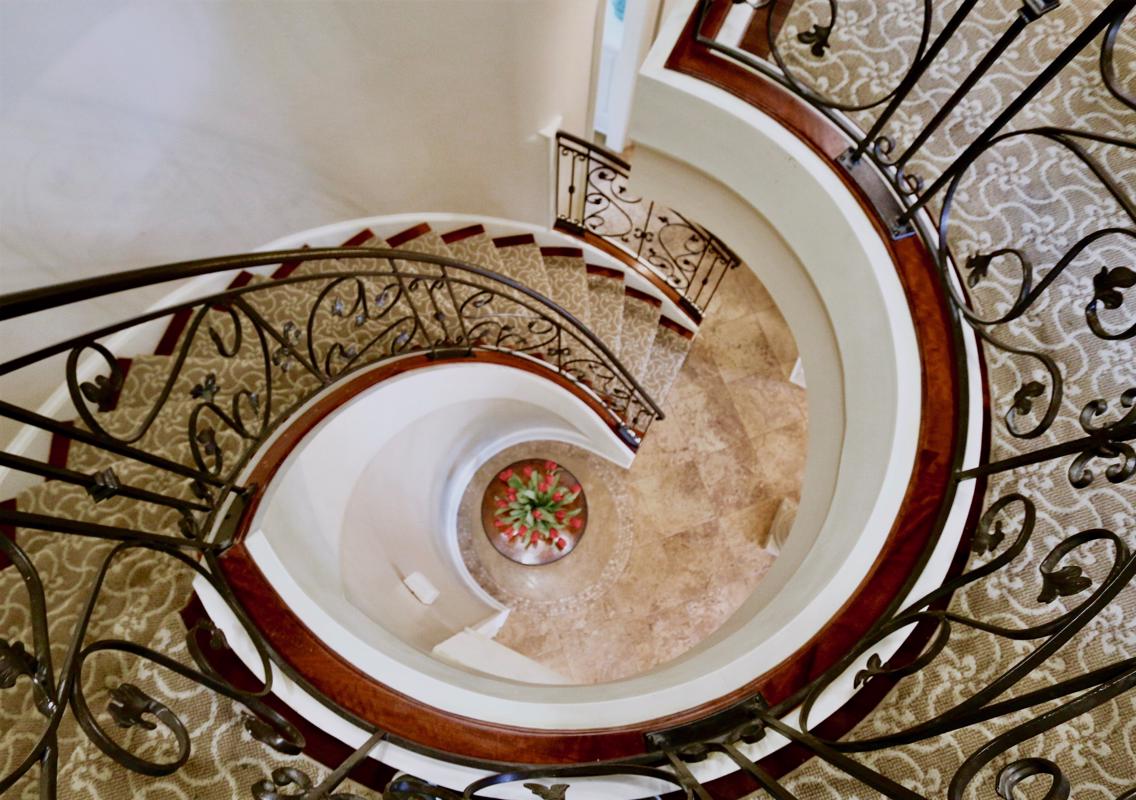 Luxury homes 英俊独特的定制住宅