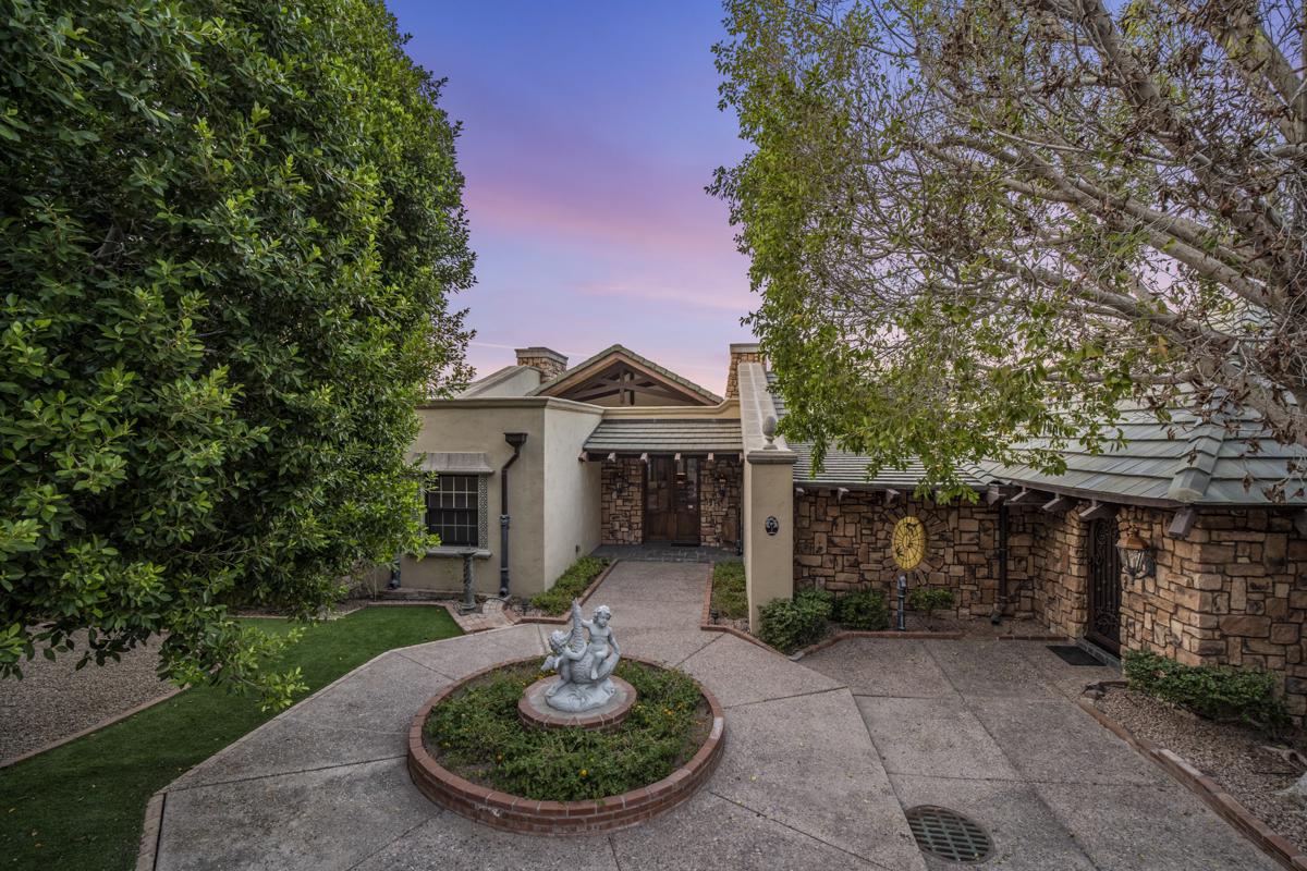 Houses For Sale On Camelback Road at John Edwards blog