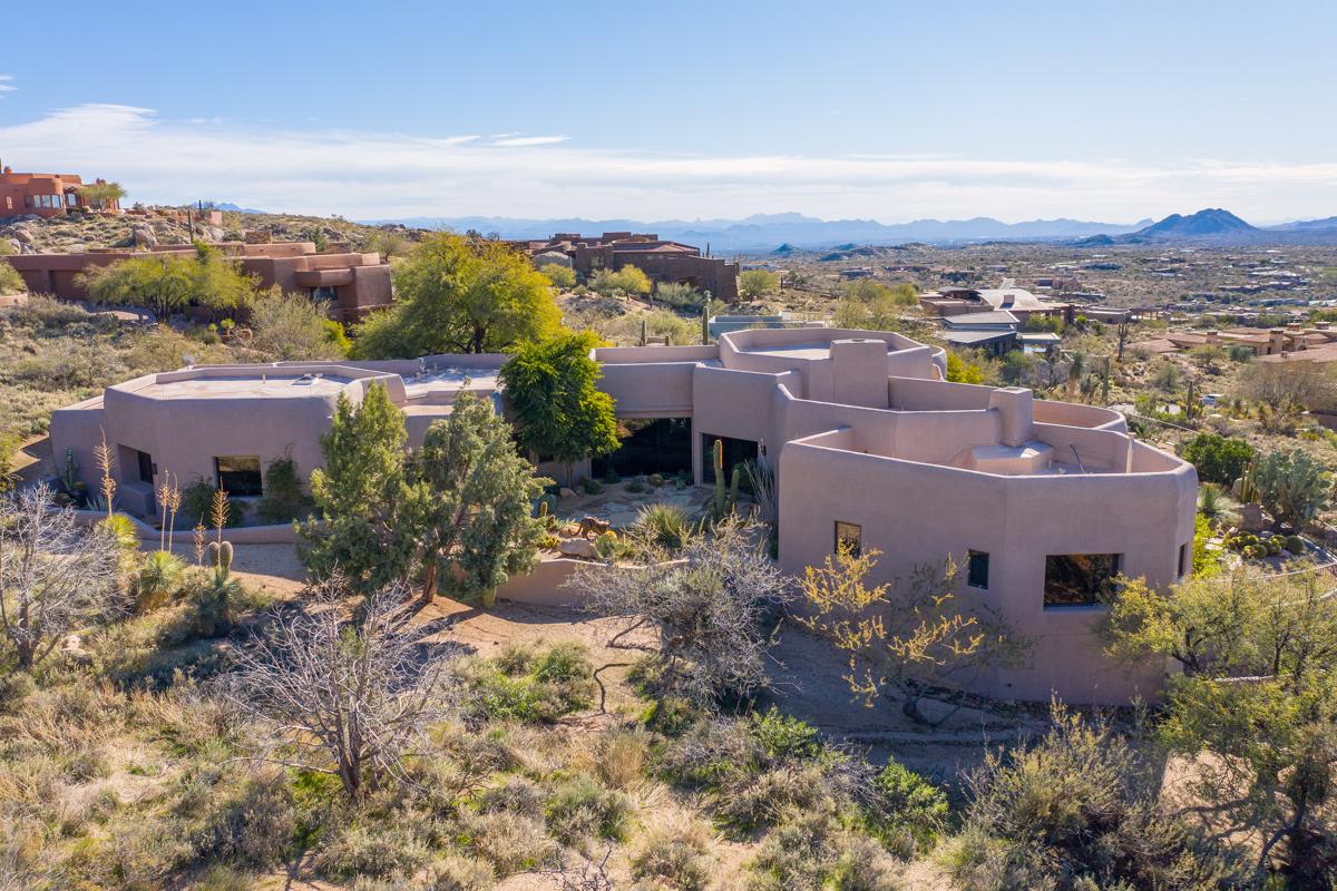 PANORAMIC VIEWS IN DESERT MOUNTAIN Arizona Luxury Homes Mansions
