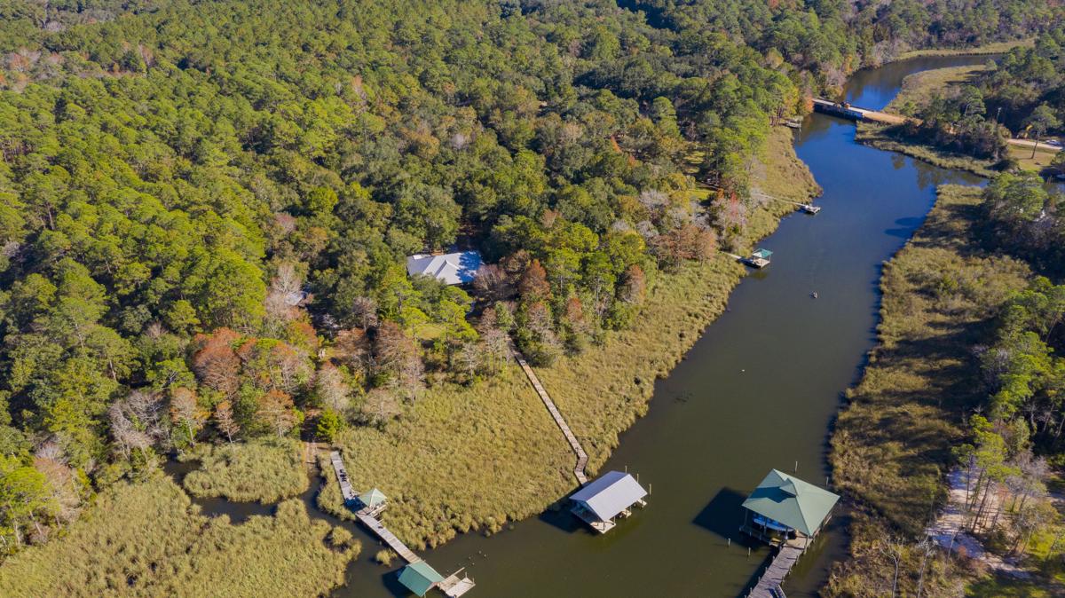 Luxury homes 门控海滨庄园