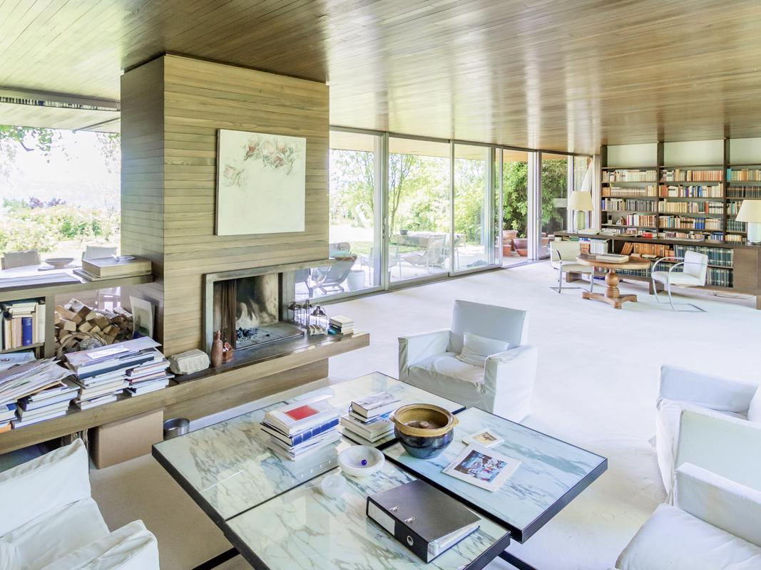 UNIQUE BAUHAUS STYLE VILLA WITH AMAZING LAKE VIEW Switzerland Luxury