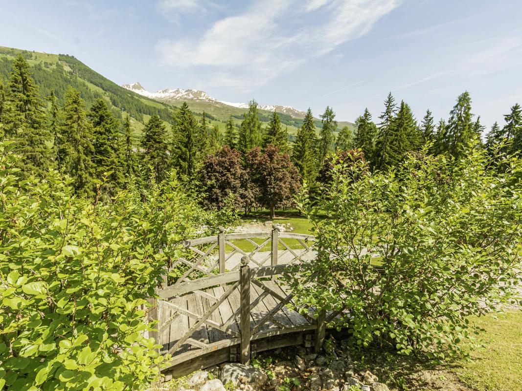 Luxury properties Elegant renovated villa from the Belle epoque surrounded by a large park