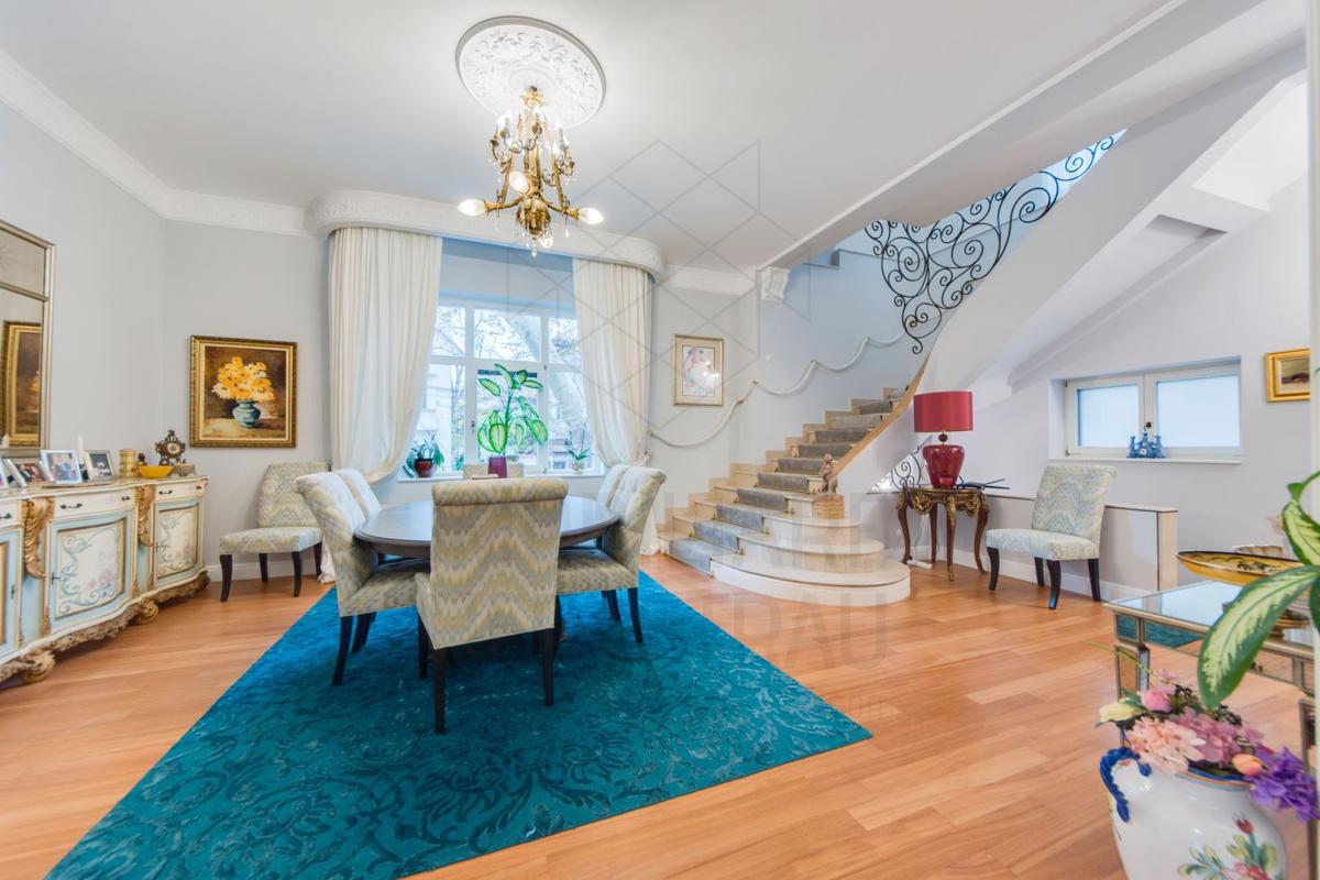 VILLA NOBLESSE
