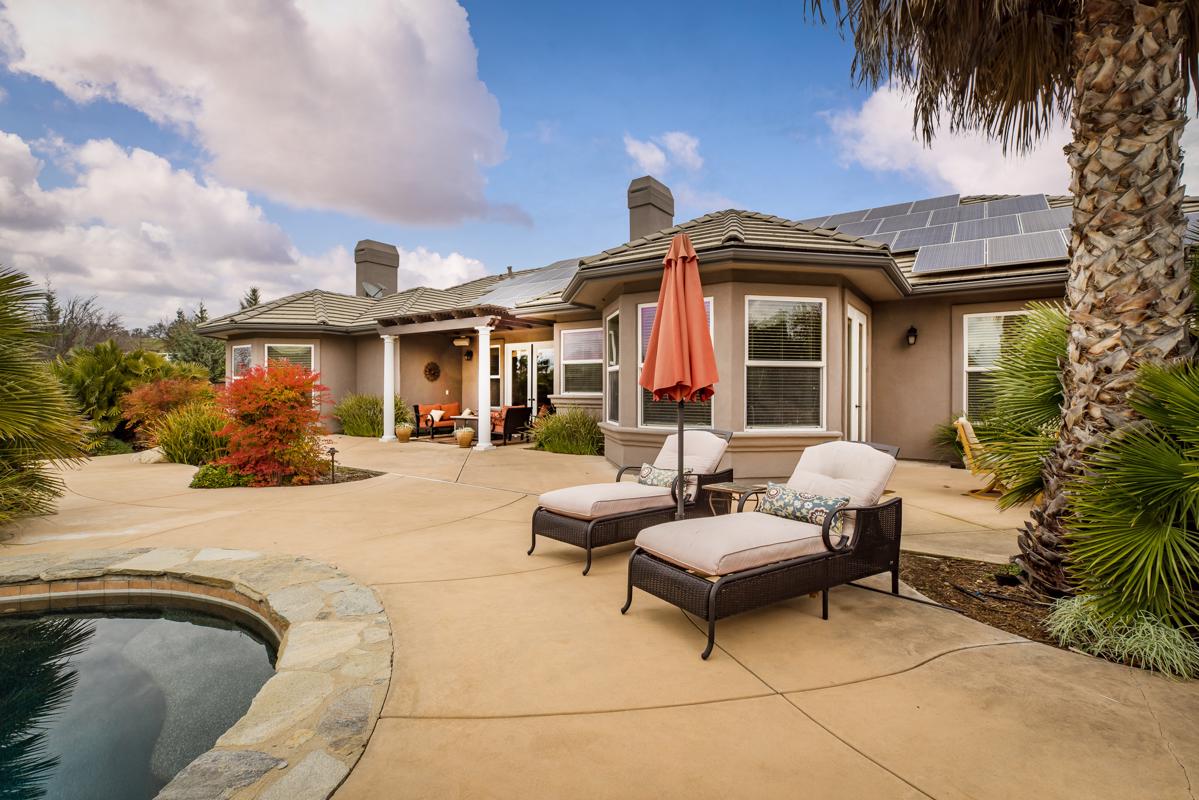 SPANISH LAKES ESTATE California Luxury Homes Mansions For Sale