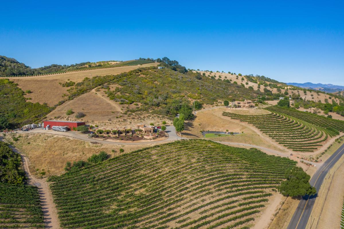 ICONIC ADELAIDE WINERY ESTATE California Luxury Homes Mansions For