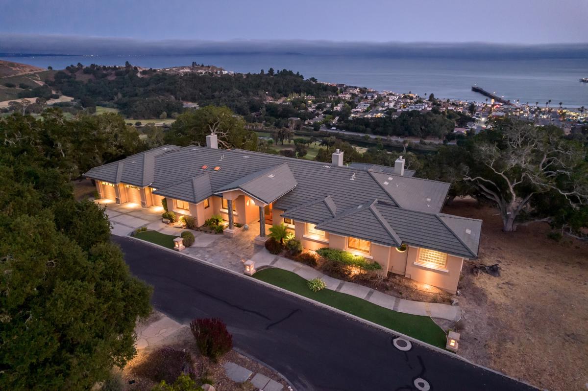 REMARKABLE OCEANVIEW ESTATE