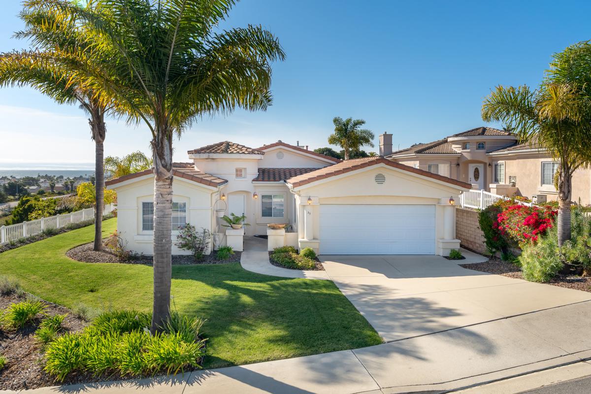 TURN KEY WITH UNOBSTRUCTED OCEAN VIEWS