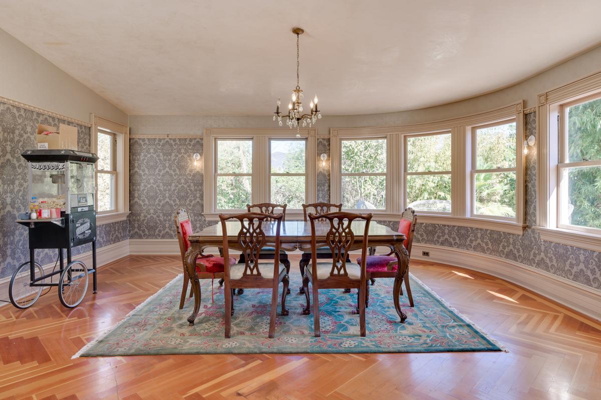 BEAUTIFULLY REMODELED VICTORIANERA HOME California Luxury Homes