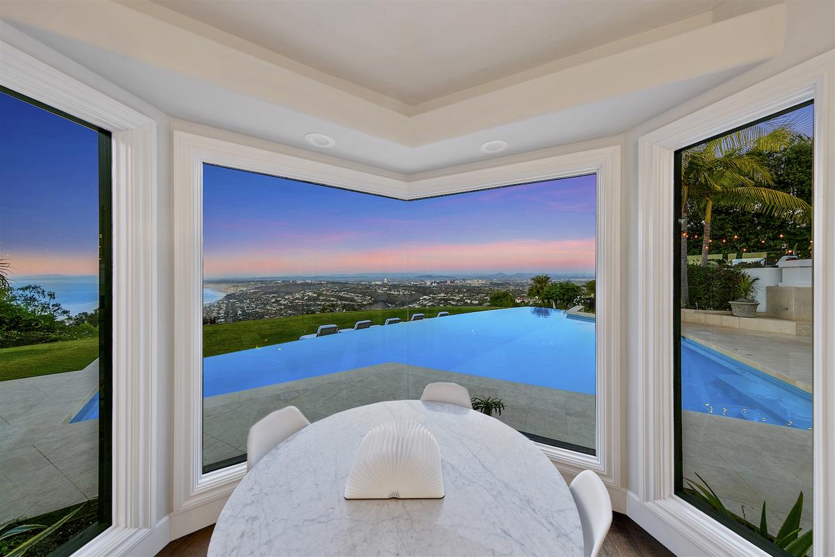 PRIVATE LA JOLLA HILLTOP ESTATE WITH PANORAMIC OCEAN VIEWS California