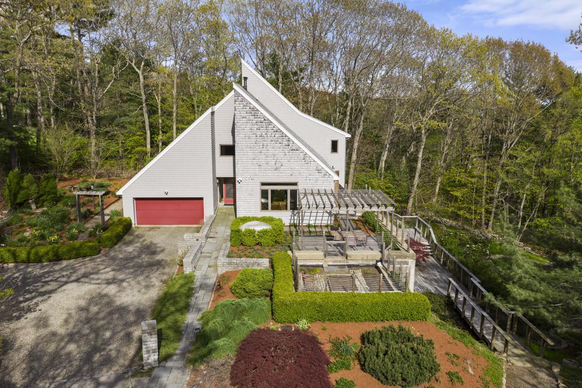 SOPHISTICATED CUSTOM CONTEMPORARY