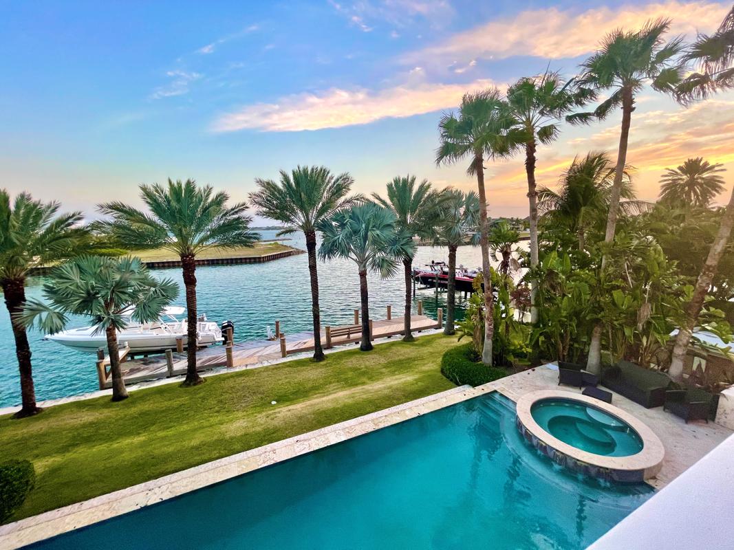 MARY'S MARK AT OCEAN CLUB ESTATES