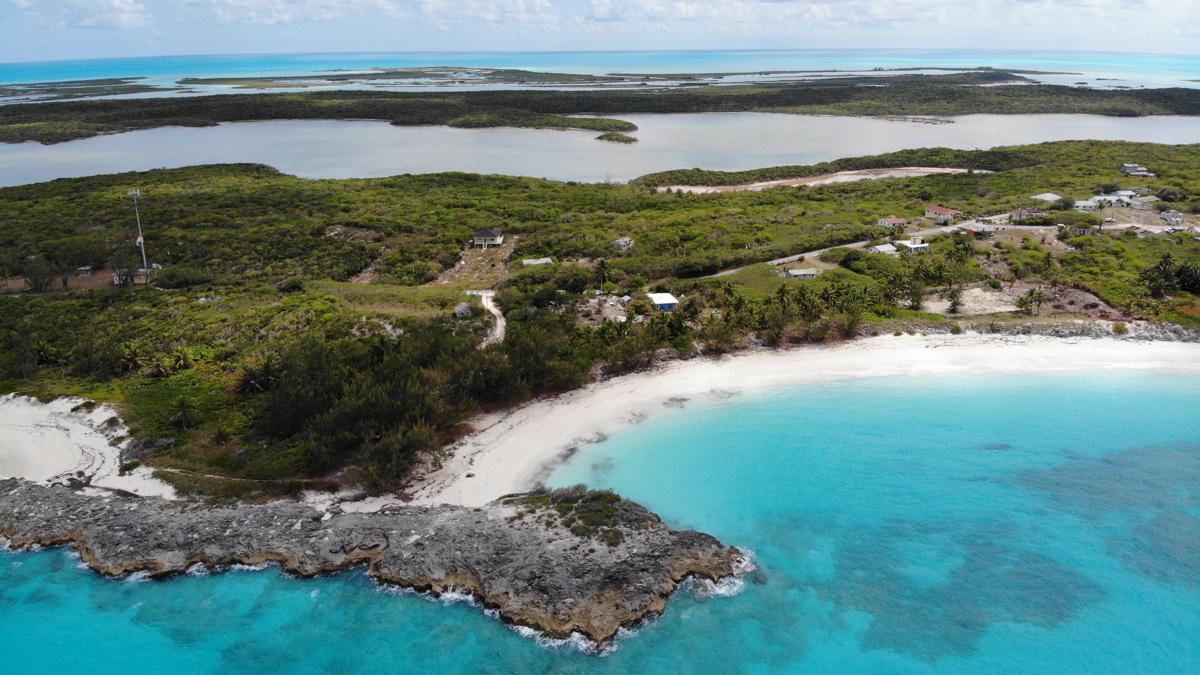 FORBES HILL BEACH FRONT Bahamas Luxury Homes Mansions For Sale