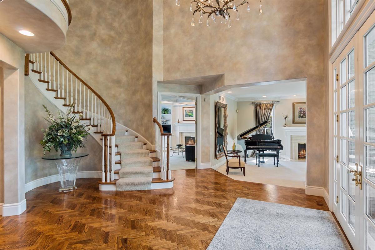 BRIAR RIDGE LUXURY HOME Indiana Luxury Homes Mansions For Sale