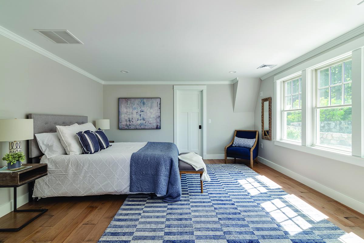 WATERFRONT LUXURY LIVING ON COHASSET HARBOR Massachusetts Luxury