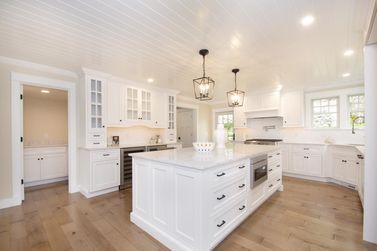 WATERFRONT LUXURY LIVING ON COHASSET HARBOR Massachusetts Luxury