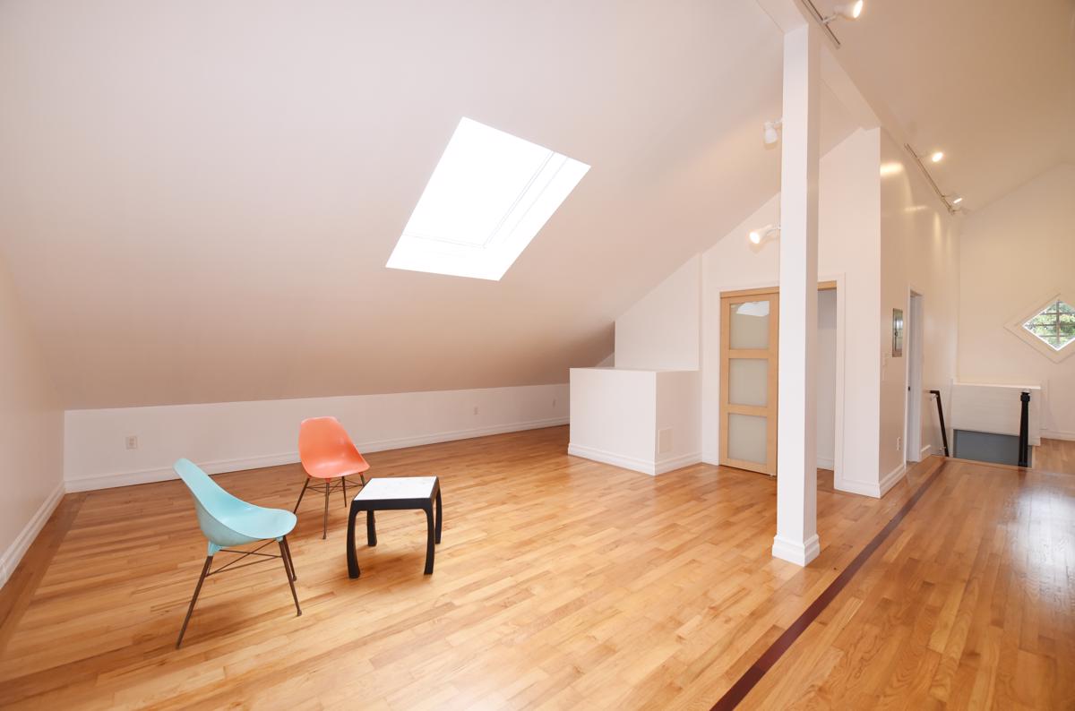 亚当斯街的一套公寓 mansions