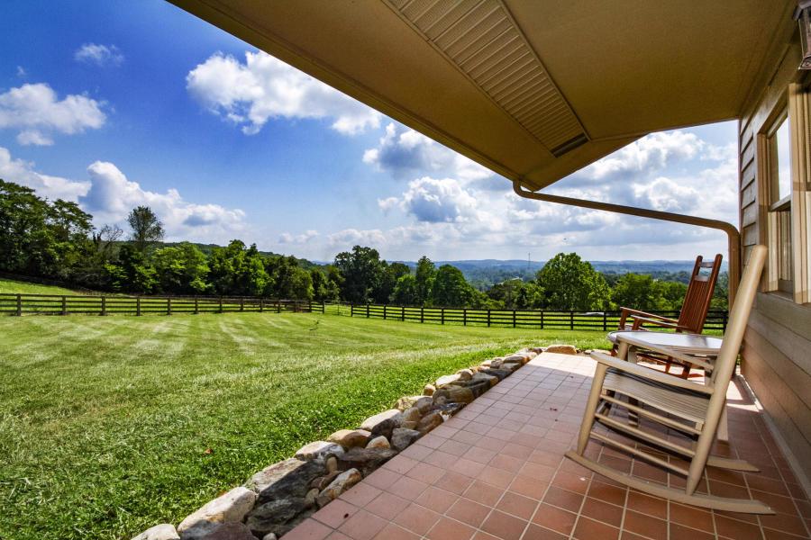 GATED 40 ACRE ESTATE Tennessee Luxury Homes Mansions For Sale
