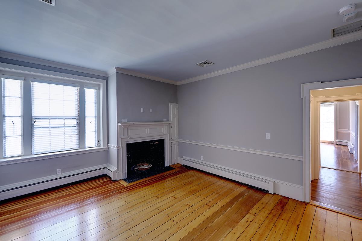 托马斯·L。哈尔西屋 mansions